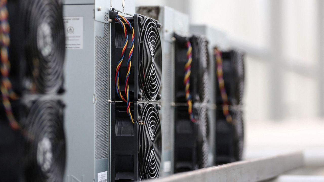 Major Bitcoin mining firm pivoting to AI, plans to fully abandon crypto mining by 2027 as miners convert to AI en masse — Bitfarm to leverage 341 megawatt capacity for AI following $46 million Q3 loss