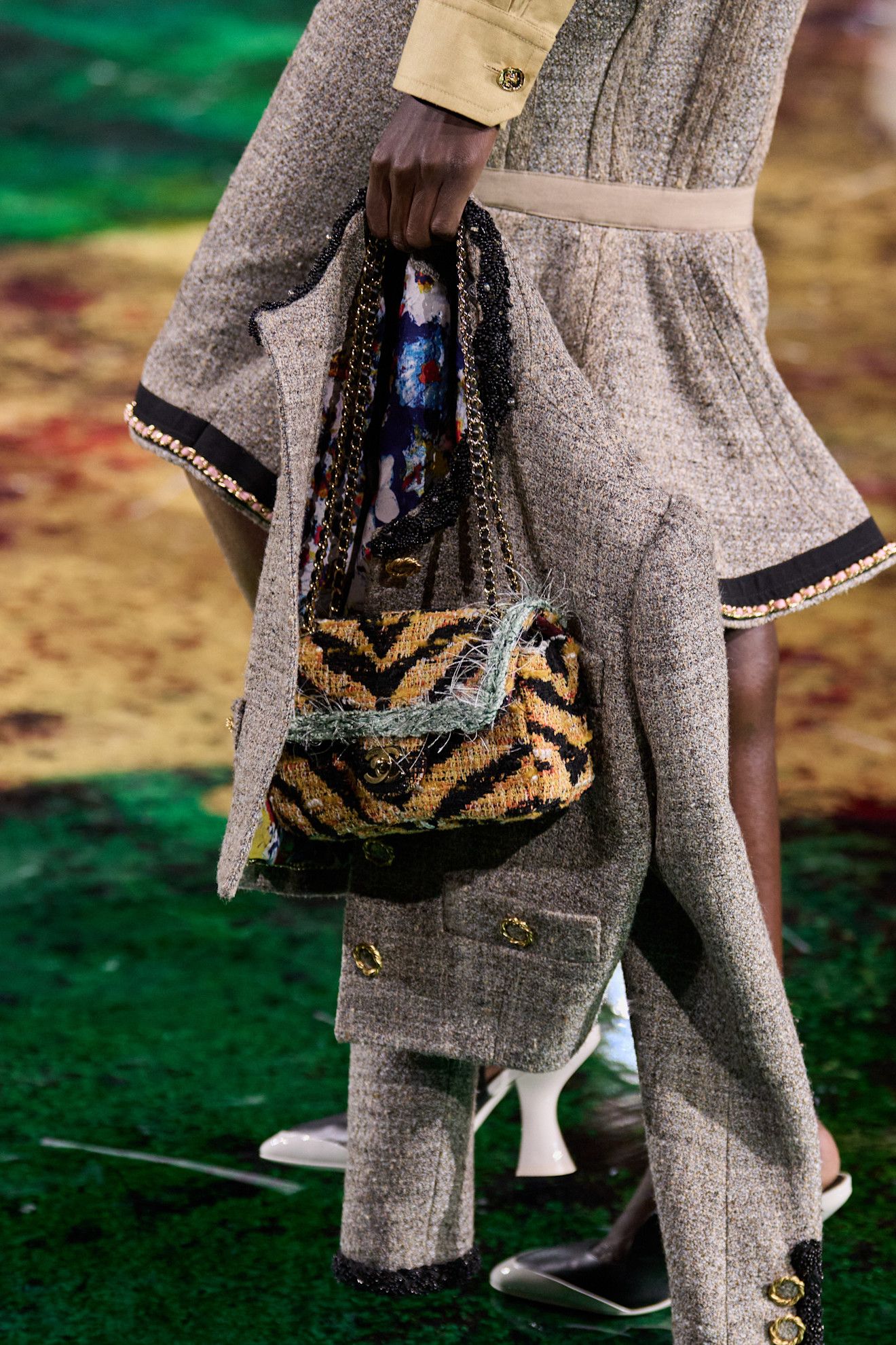 Chanel S/S 27 runway, handbags