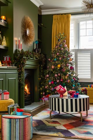 Colorful Christmas living room by Amara