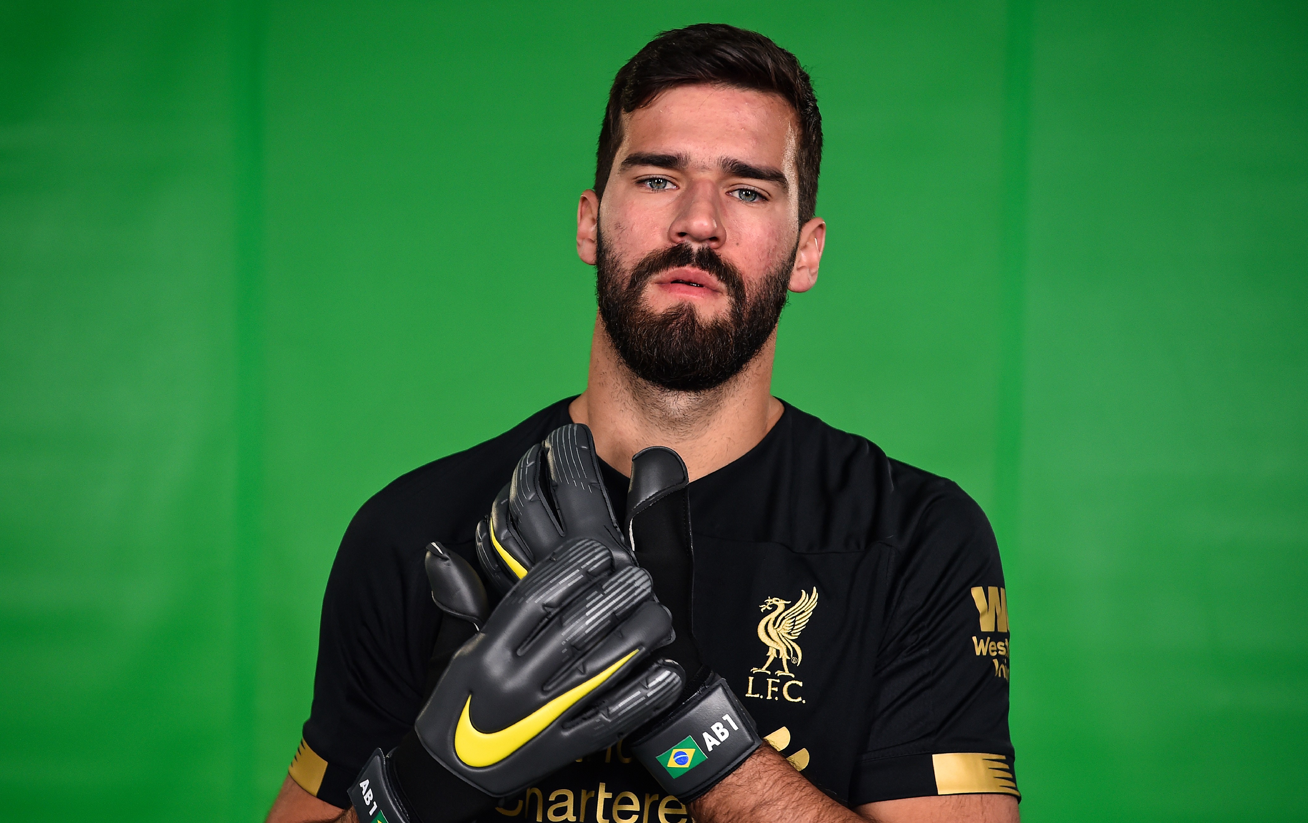 Alisson Becker grateful for support following death of his father in Brazil