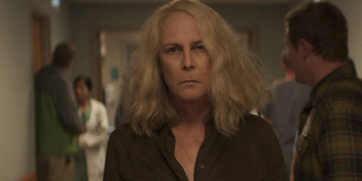 Laurie Strode (Jamie Lee Curtis) walks down a hospital corridor in &#039;Halloween Kills&#039;