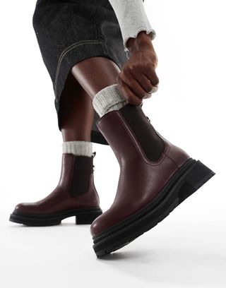 London Rebel Becky Chunky Mid Ankle Chelsea Boots in Burgundy