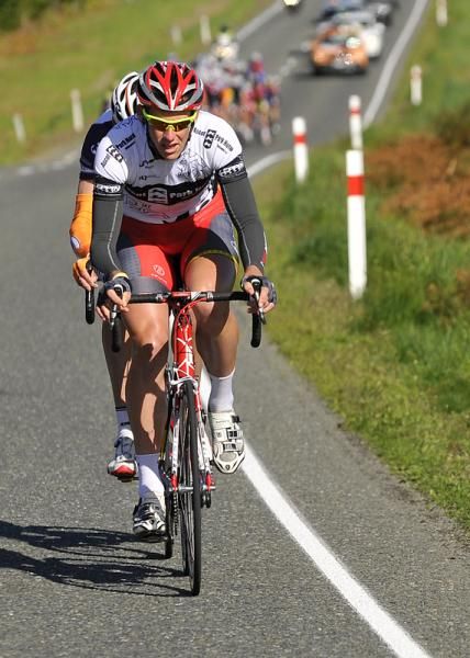 Clint Avery (Ascot Park Hotel) and Karl Murray (Share the Road) attacked from the start.