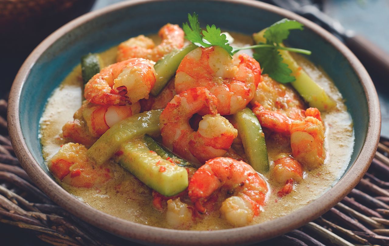 Slimming World&#039;s chiang mai prawn and courgette curry