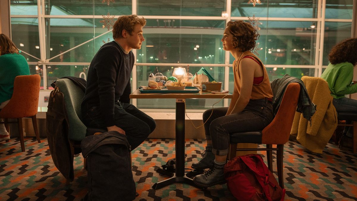 Ben Hardy and Haley Lu Richardson in Love at First Sight