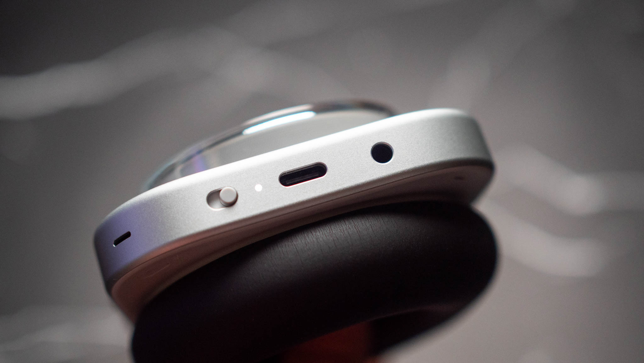 Nothing Headphone 1 testing on Android Central