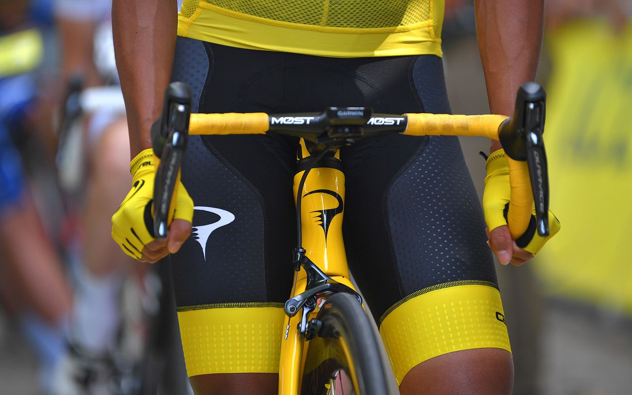 A look at the front end of Bernal's special Pinarello