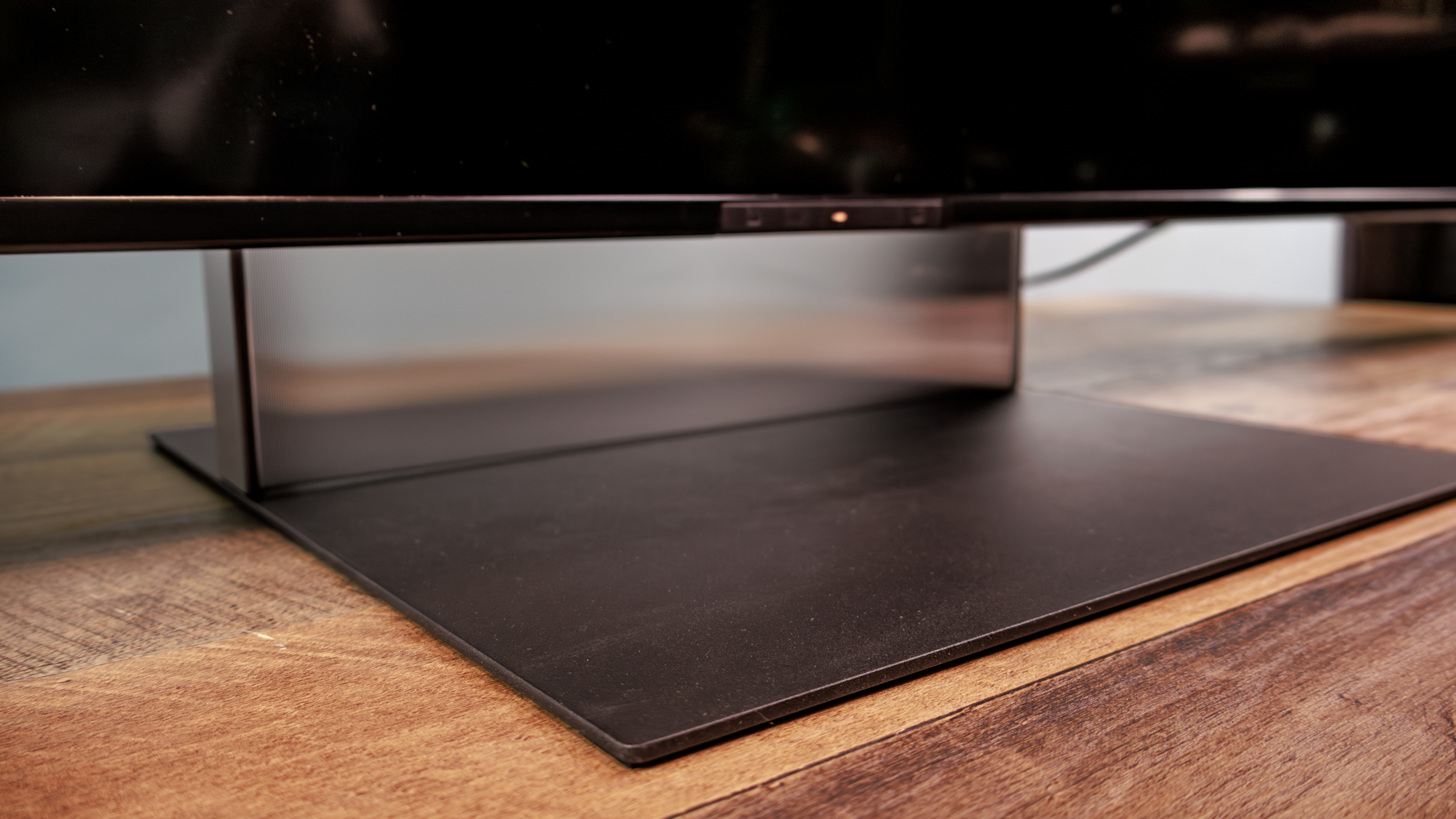 Sony Bravia 7 II True RGB TV pedestal