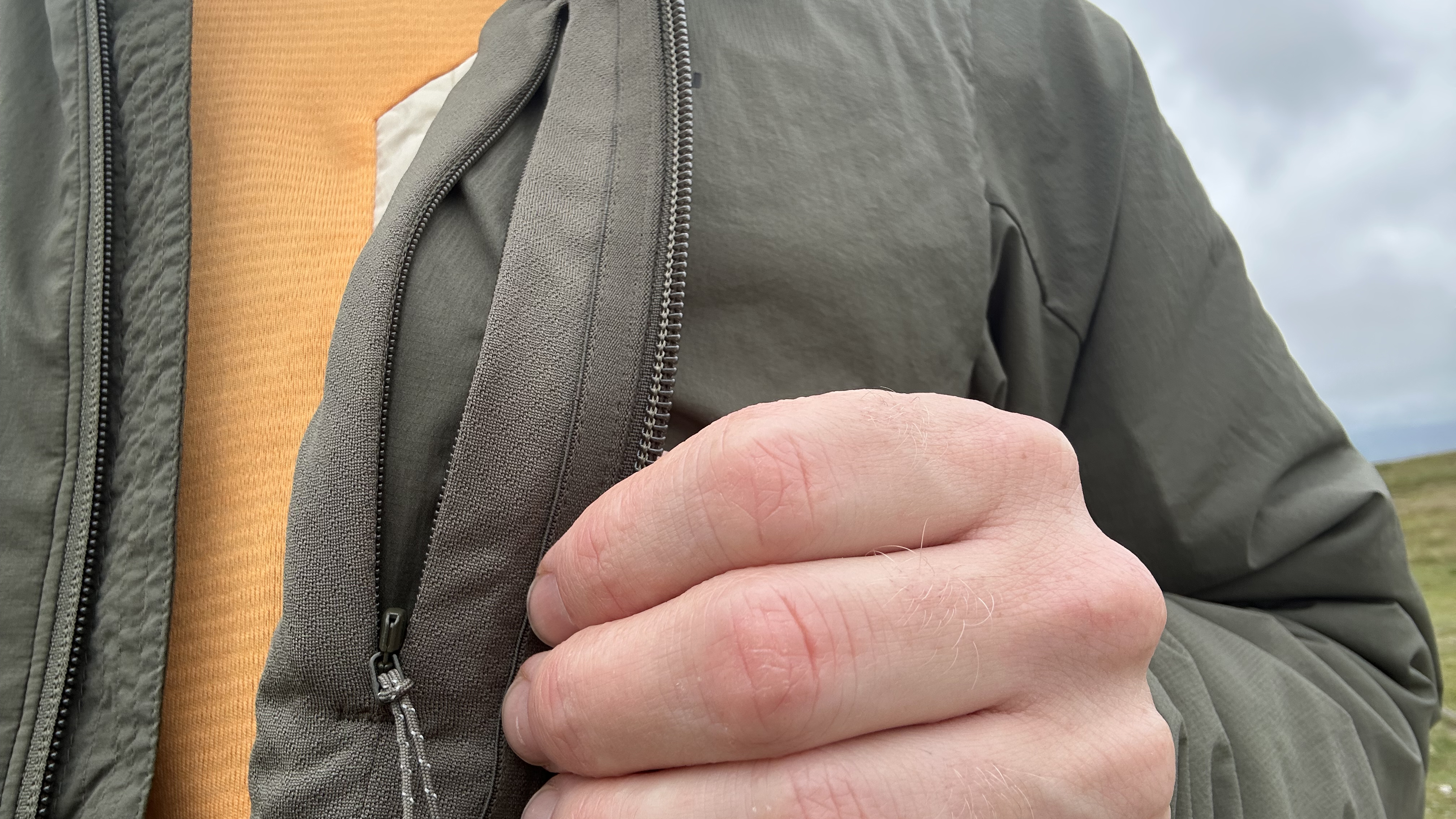 Interior pocket on the Salomon Mountain Flex Jacket