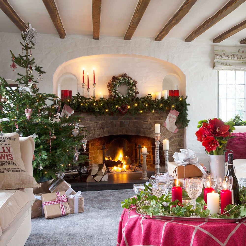 Primark introduces shopping bags which double up as wrapping paper