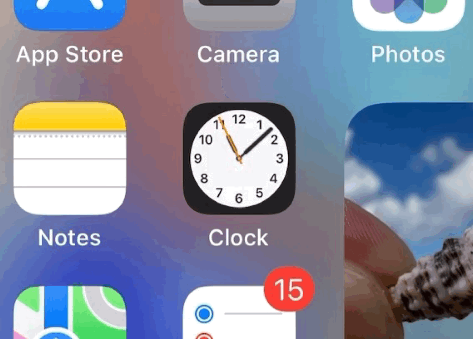 iOS Easter Eggs working clock
