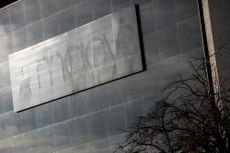 A closed Macy's store.