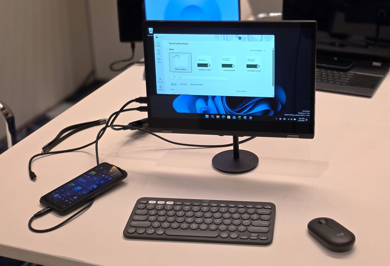 NexPhone with Windows 11