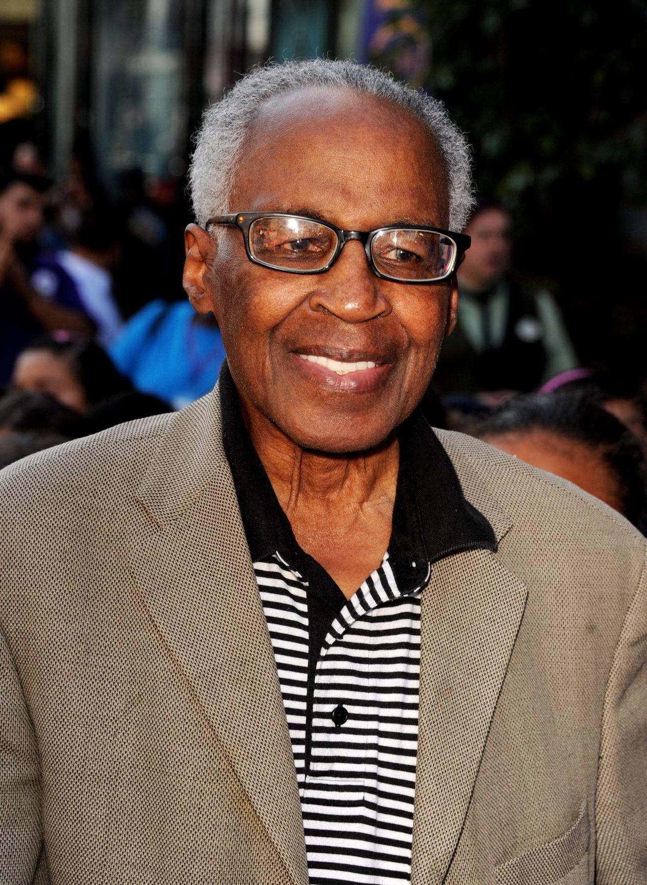 Robert Guillaume.