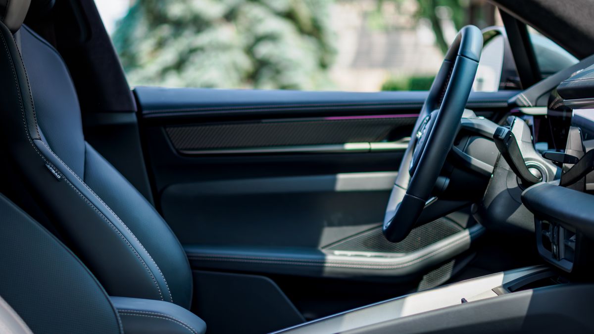 2026 Porsche Macan review.
