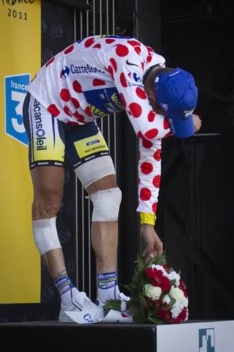 New mountains leader Johnny Hoogerland is overcome with emotion.