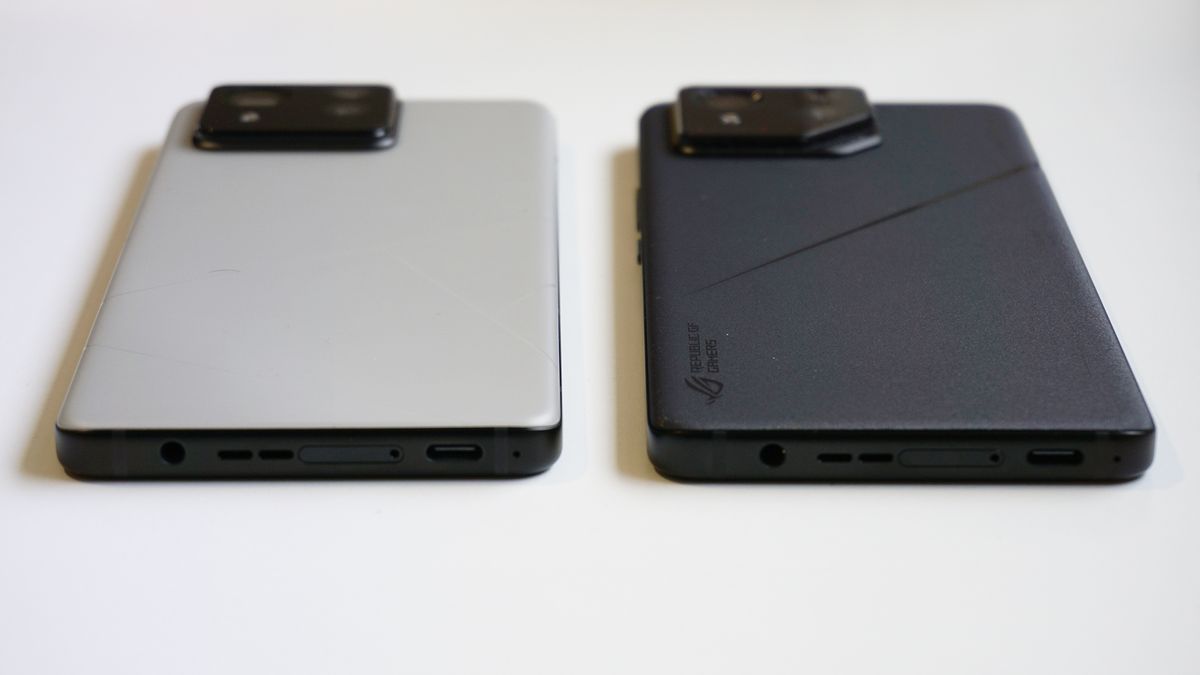Asus Zenfone 11 Ultra review Asus ROG Phone 8 Pro bottom up