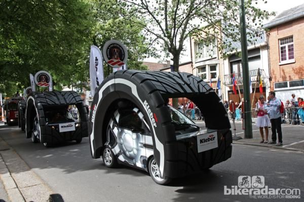 These Kleber publicity caravan vehicles would have been even more impressive if it actually rolled on the giant single tire.