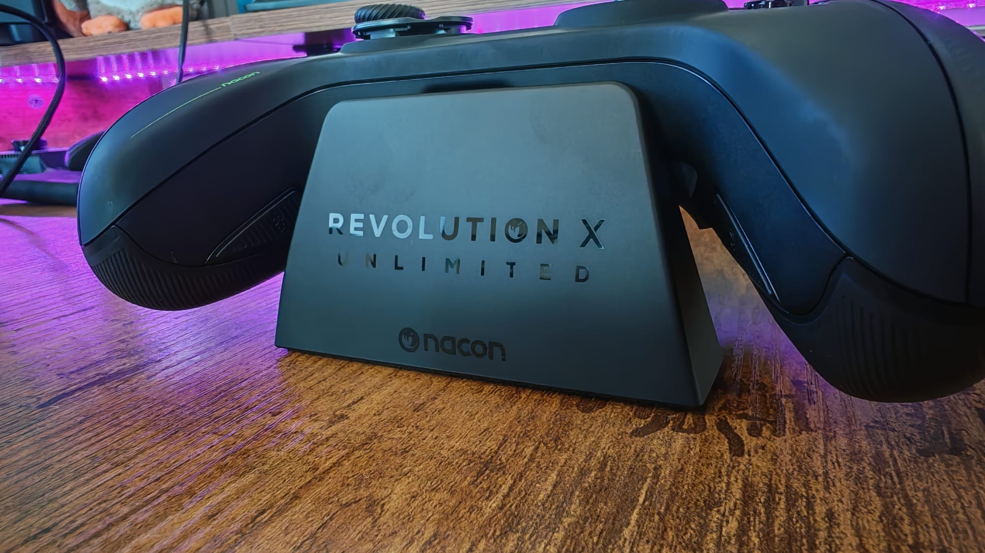 The charging stand on the Nacon Revolution X Unlimited