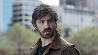 Eoin Macken as gavin in la brea season 1