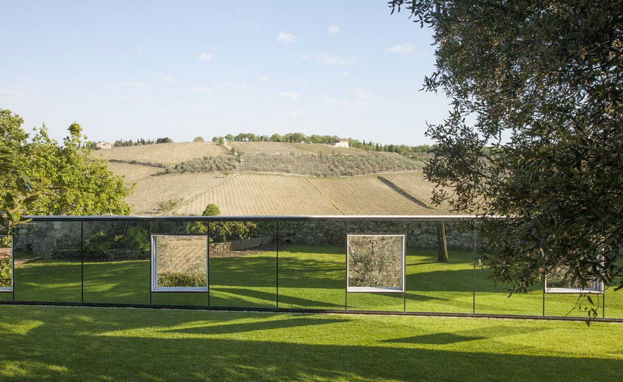 Sulle Vigne: Punti Di Vista, 2001