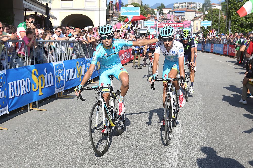 Astana's Fabio Aru and Mikel Landa lost more time to Contador during stage 18.