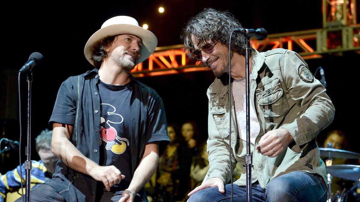 Eddie Vedder and Chris Cornell in 2014n