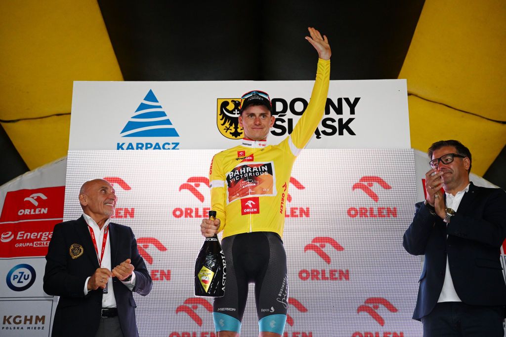Matej Mohoric (Bahrain Victorious) takes over the yellow leader&rsquo;s jersey
