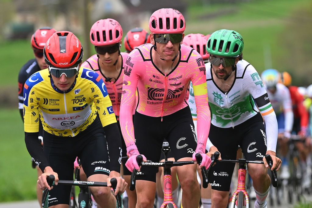 LE MANS FRANCE APRIL 05 LR Ewen Costiou of France and Team Arkea BB Hotels Yellow leader jersey Darren Rafferty of Ireland and Ben Healy of Ireland and Team EF Education EasyPost compete during the 70th Region Pays de la Loire Tour 2024 Stage 4 a 1749km stage from MarolleslesBraults to Le Mans on April 05 2024 in Le Mans France Photo by Dario BelingheriGetty Images