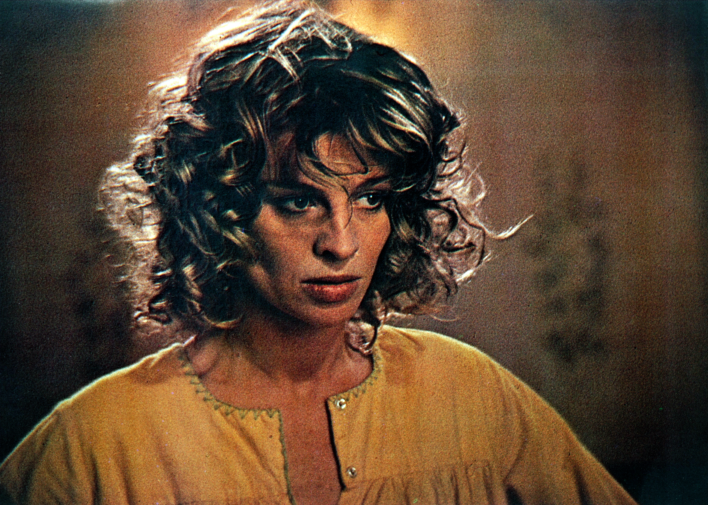 TV tonight Julie Christie stars as grieving mother Laura