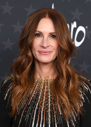 Julia Roberts rrives at the 28th Annual Critics Choice Awards at Fairmont Century Plaza on January 15, 2023 in Los Angeles, California