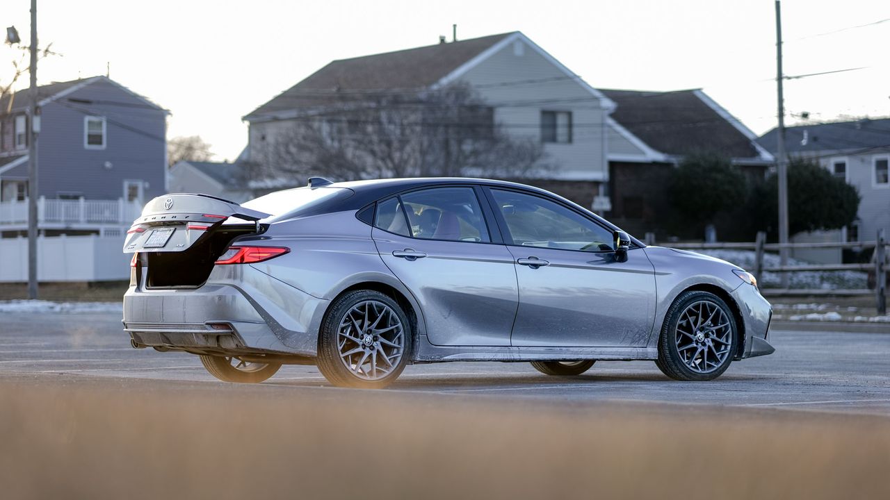 2025 Toyota Camry Hybrid XSE test drive review.