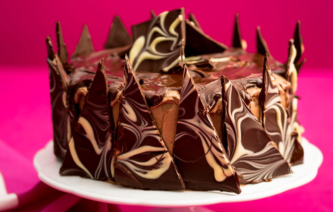 Chocolate marble cake