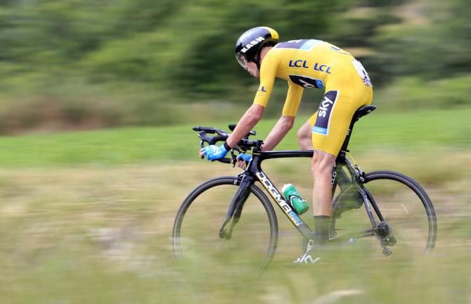 Maillot jaune Chris Froome (Sky) en route to his third stage victory of the 2013 Tour de France