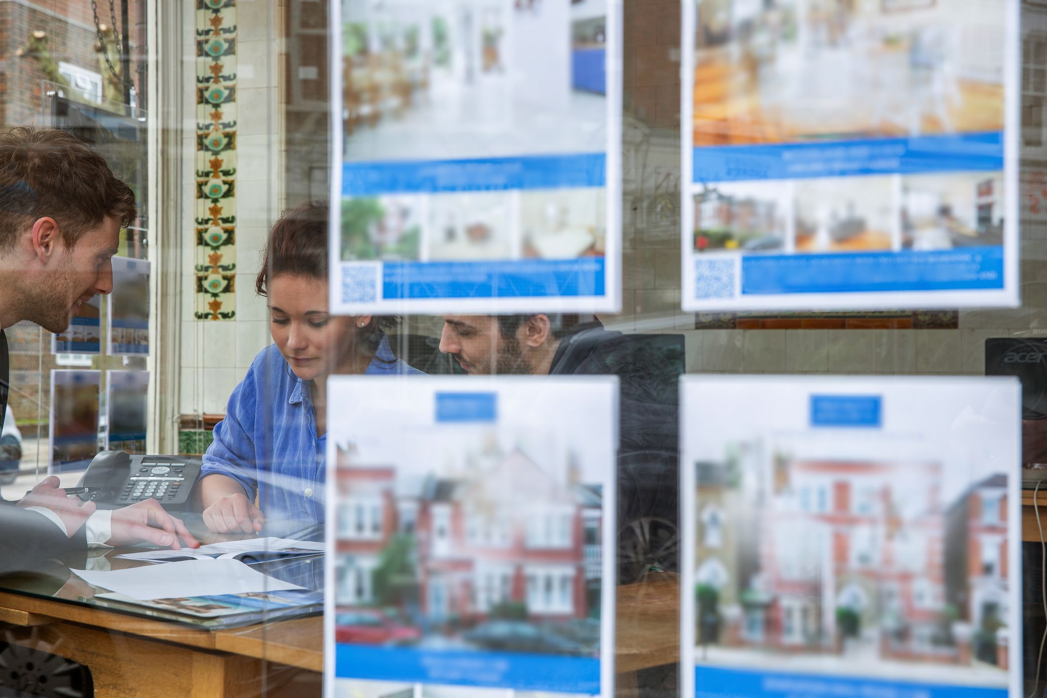 Zoopla: house price growth stalled in 2025 but forecasts for 1.5% higher next year