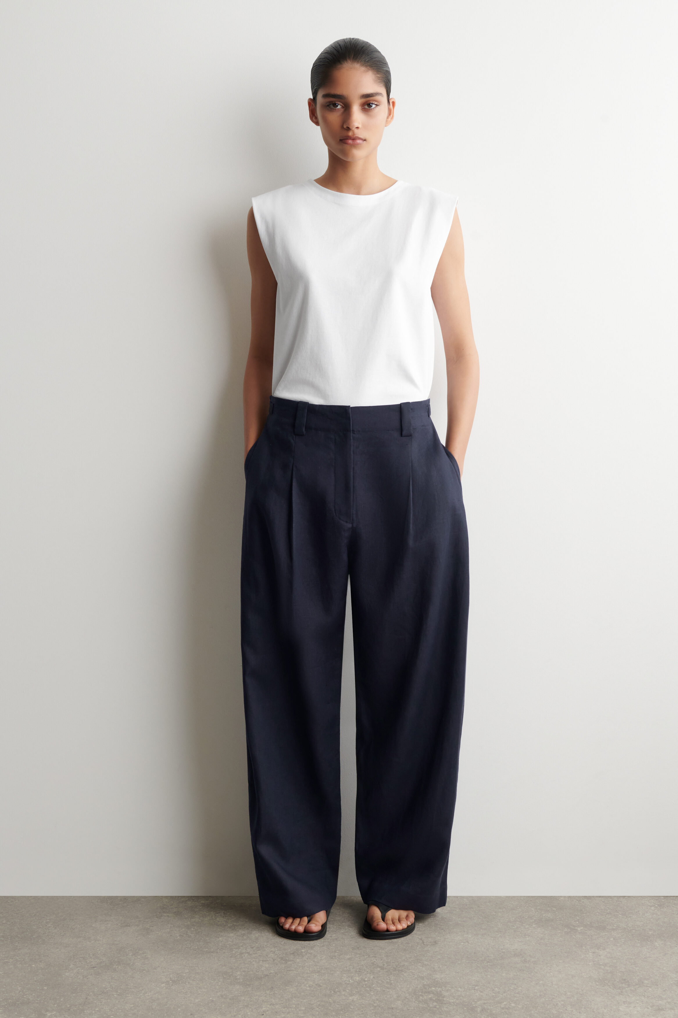 Buckle-Detail Linen Balloon-Leg Trousers