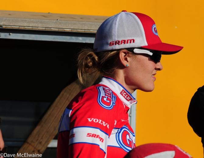 Women's winner Elle Anderson taking in the men's race