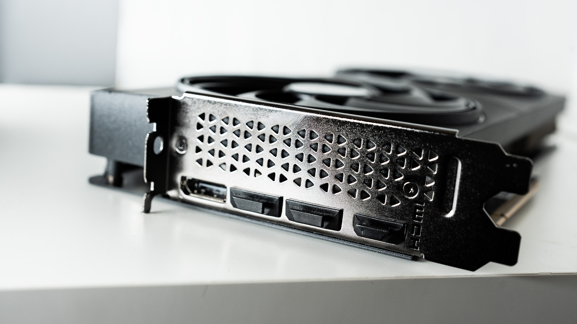 PNY GeForce RTX 5080 OC Slim review: hold all the cards