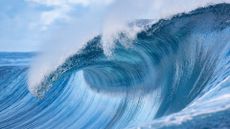 Ocean wave crashing
