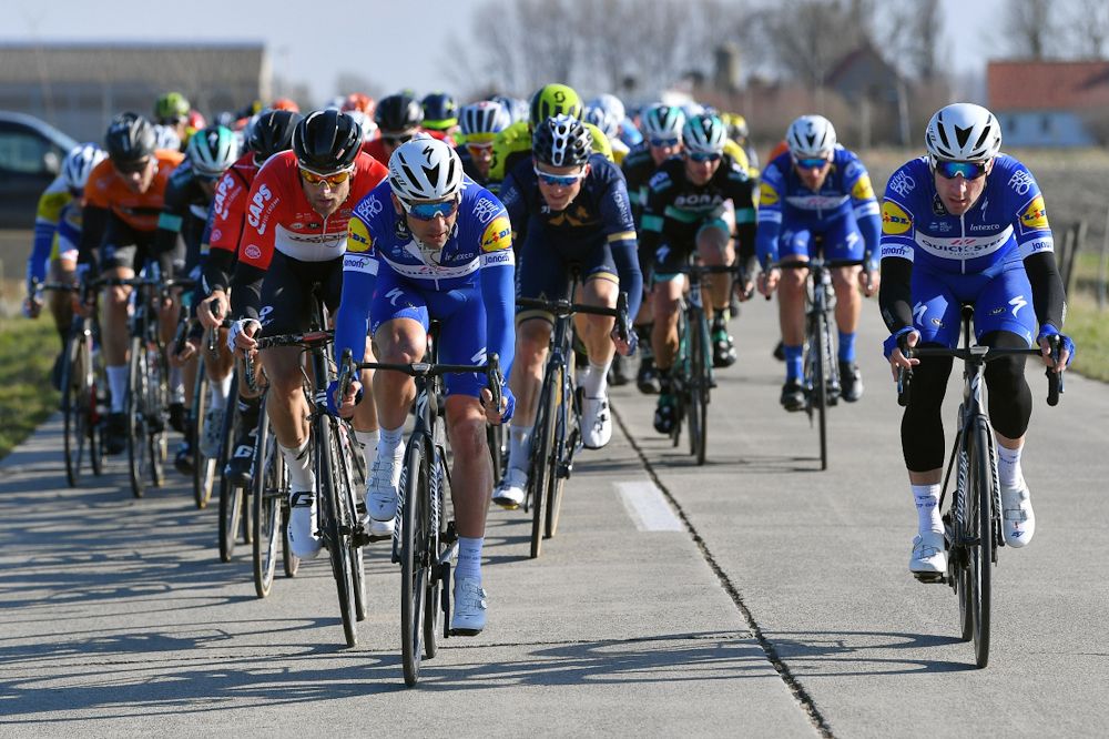 Maximiliano Richez leads out Elia Viviani for Quick-Step Floors