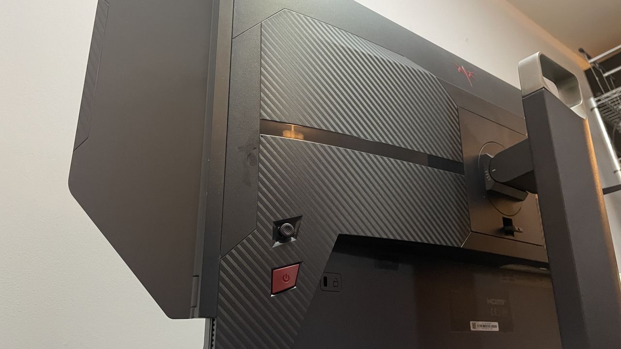 A KTC 25M1 400 Hz gaming monitor.