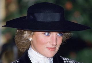 Princess Diana blue eyeliner
