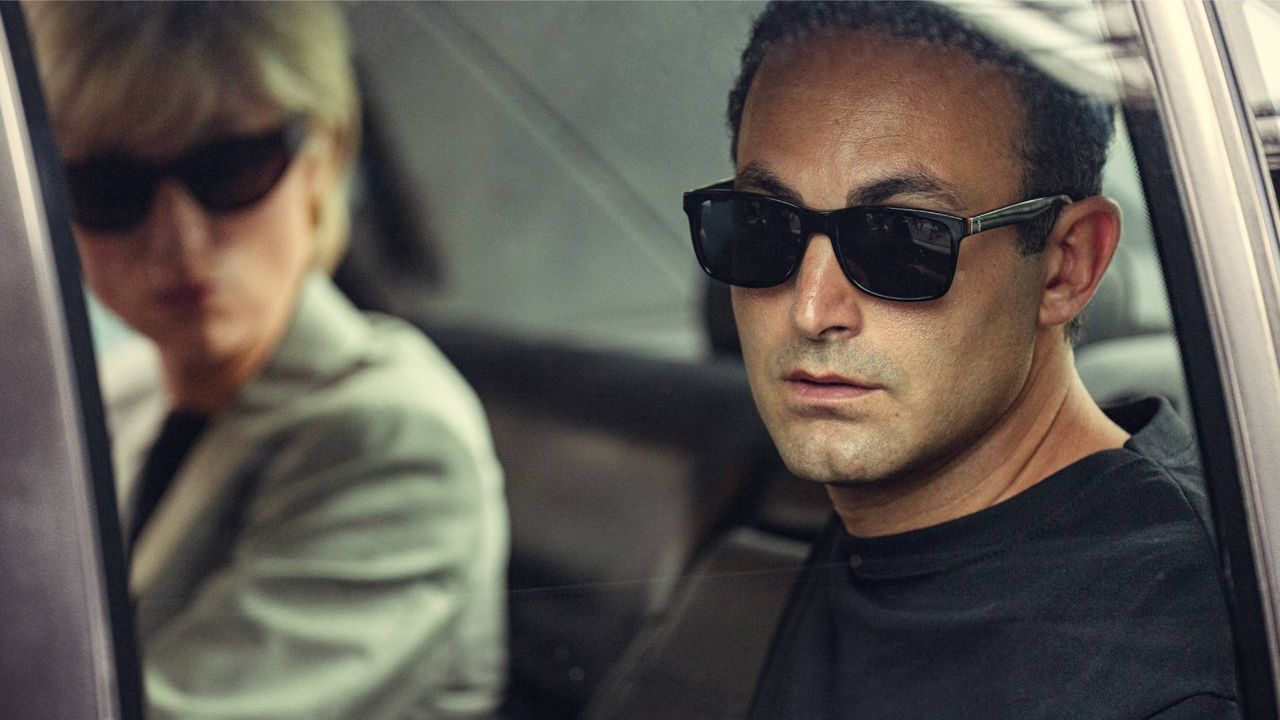 Elizabeth Debicki as Princess Diana and Khalid Abdalla as Dodi Fayed in The Crown season 6