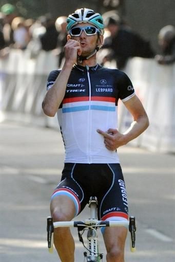 Fr&auml;nk Schleck celebrates as he crosses the line