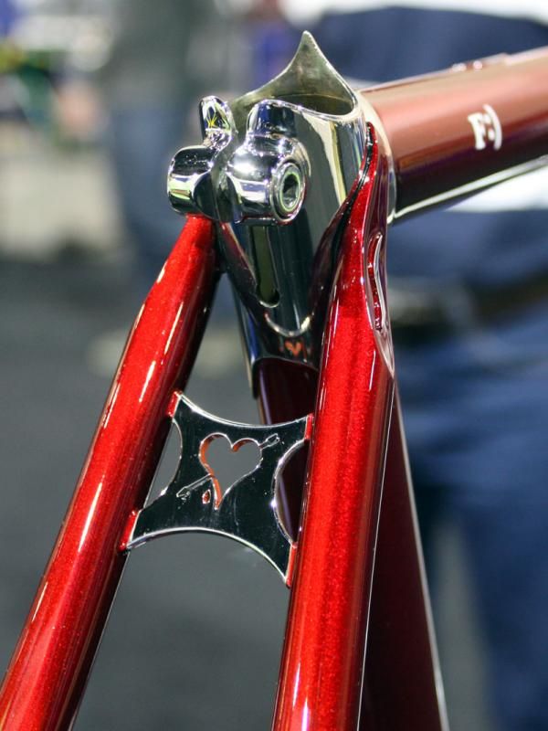 Can you spot any flaws in this Llewellyn seat cluster? Neither can we.