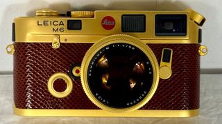 LiveAuctioneers photo of Leica M6 Sultan of Brunei