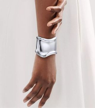 Image of silver bangle 