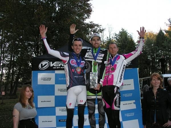 The elite men's podium (l-r): Nick Weighall, Jamey Driscoll and Derrick St John.