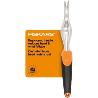 Fiskars Ergo Weeder Tool