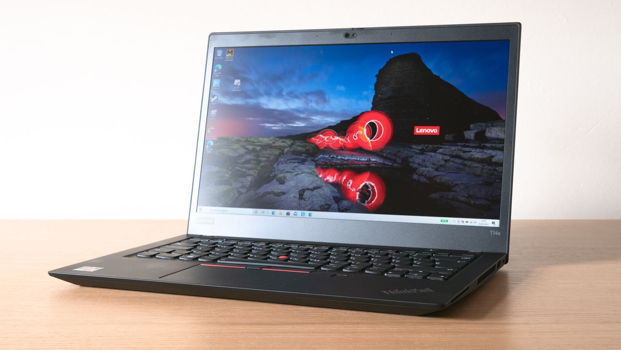 Lenovo ThinkPad T14s (AMD Ryzen) angle view